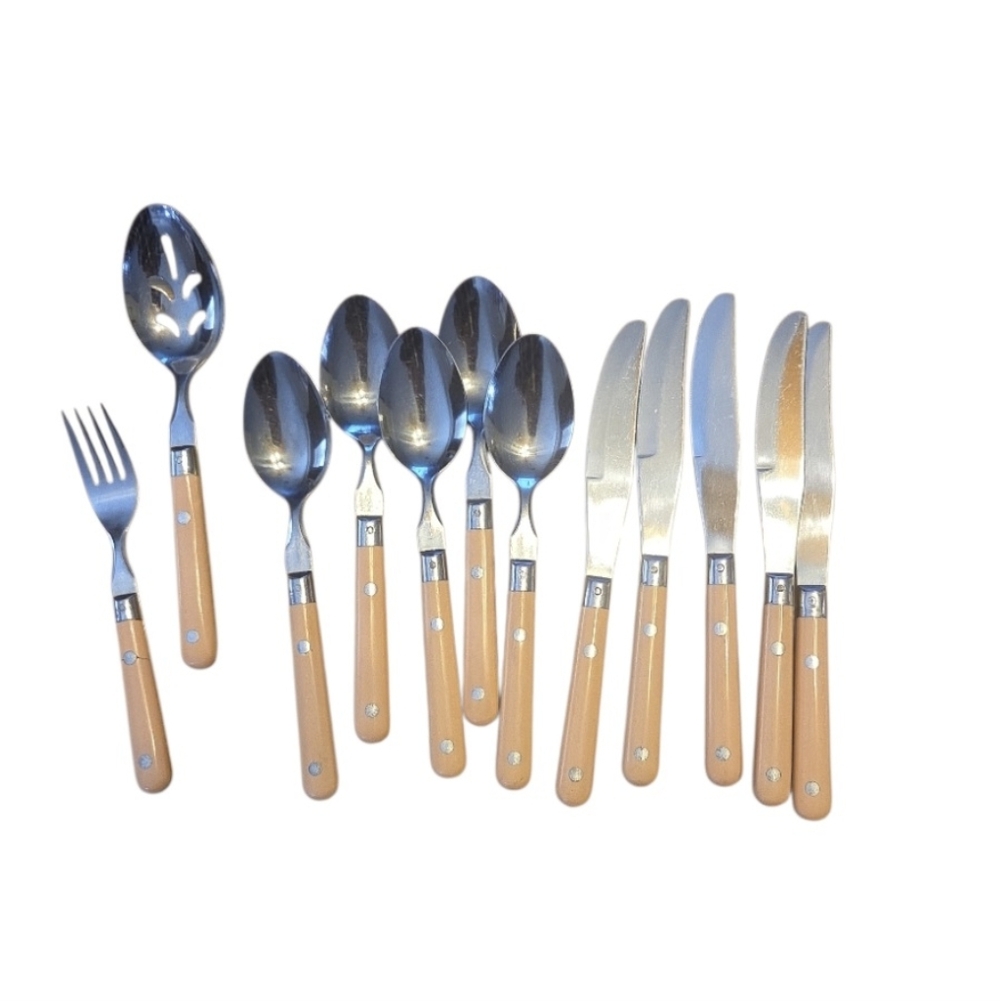 12 Pcs of WF MARDI GRAS Flatware Peach - 1 Fork, 5 Spoons, 5 Knives, 1 Serving